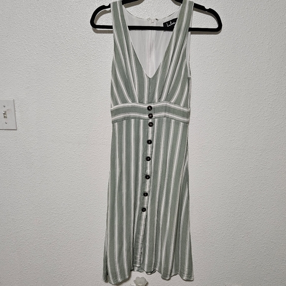 Lulus fit and flare style button down striped dress size xs - Picture 1 of 16